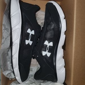 Men under armour shoes